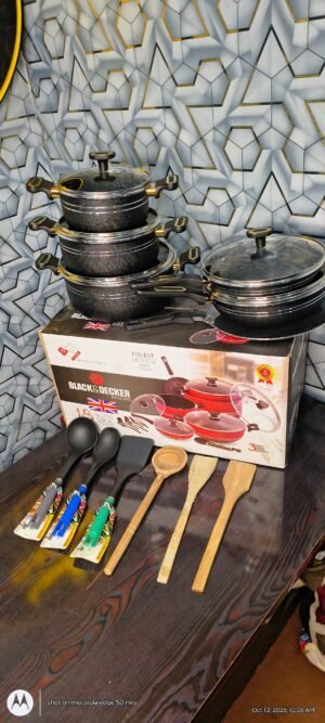 Black+Decker 18-Piece Non-Stick Cookware Set .